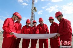 新疆油田采油二厂60年累计生产原油突破一亿吨
